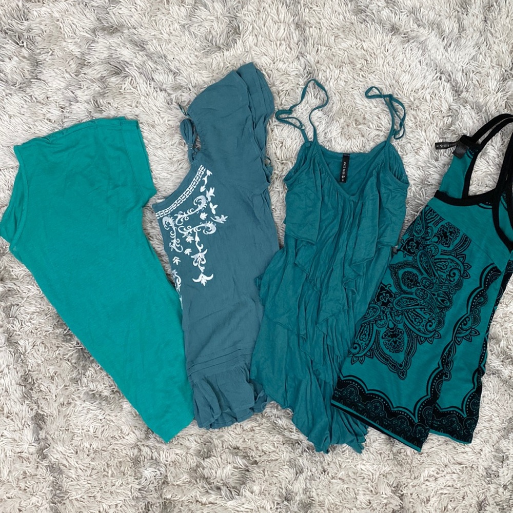 Tillys junior tops s/m